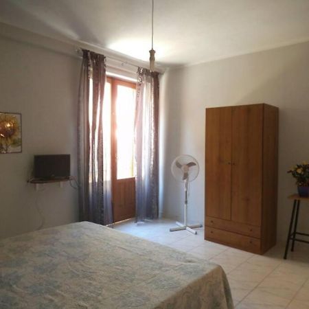 Bilocale Piano Base Lejlighed Castellammare del Golfo Eksteriør billede